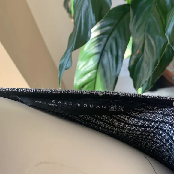 Zara Woman Smocked Black & White Plaid Babydoll Top size x-small - Picture 4 of 6